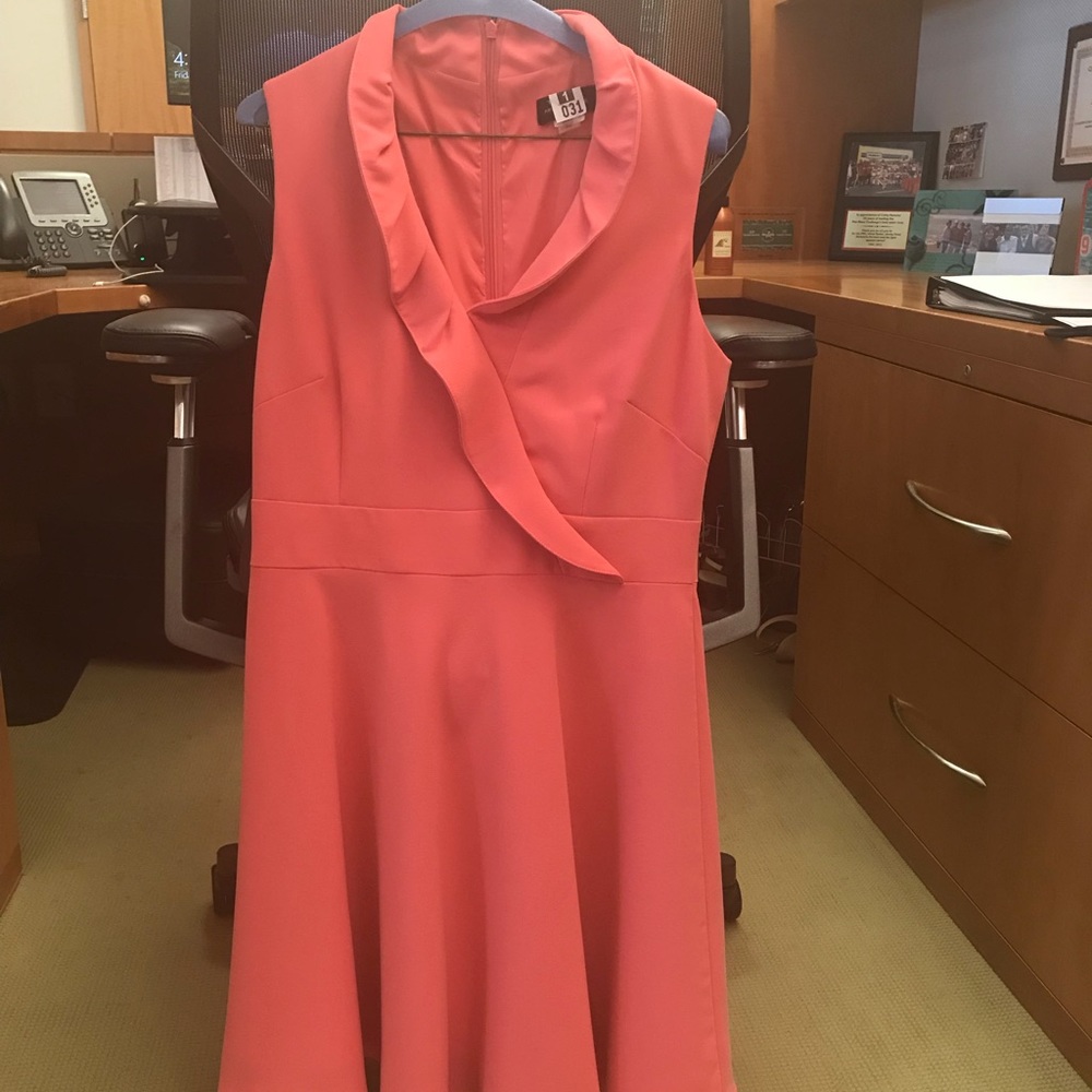 Tahari dress - Picture 2 of 2
